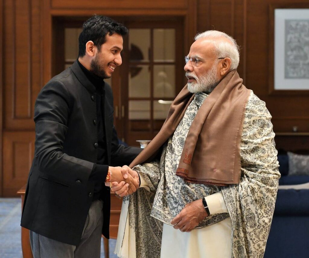 Ritesh-Agarwal-with-PM