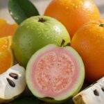 सर्दियों में फायदेमंद फल: अमरूद, संतरा या सीताफल कौन है ज्यादा हेल्दी?